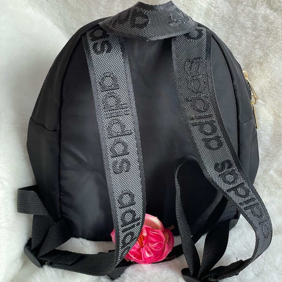 New with tags ADIDAS LINEAR 11 MINI BACKPACK BLK/Gold/Metallic Front zippered - Picture 3 of 8